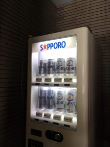 リゾナーレ内ビール自販機