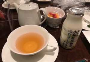 京王プラザホテル札幌クラブラウンジソフトドリンク飲むヨーグルト