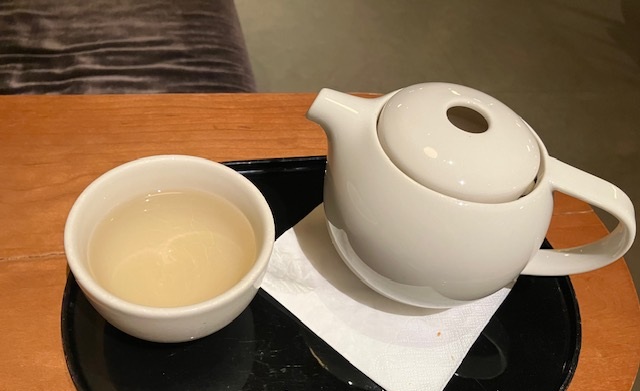 キャセイラウンジピアお茶ティーハウス