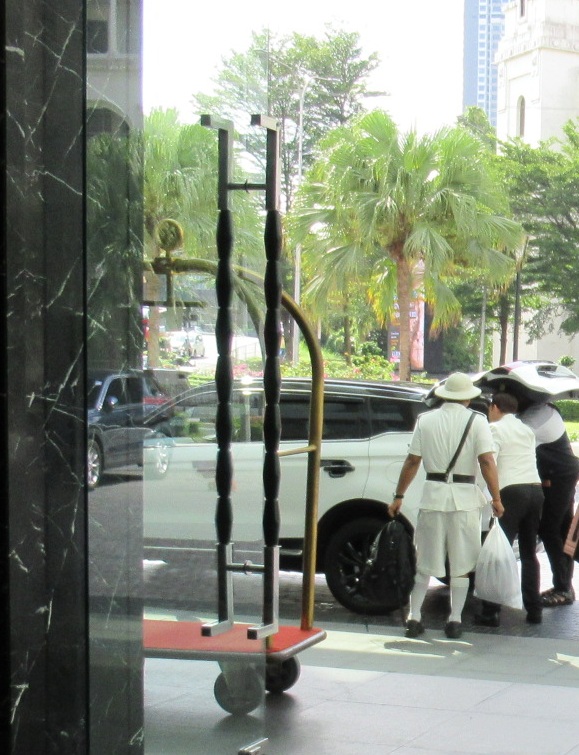 マジェスティッククアラルンプールドアマン